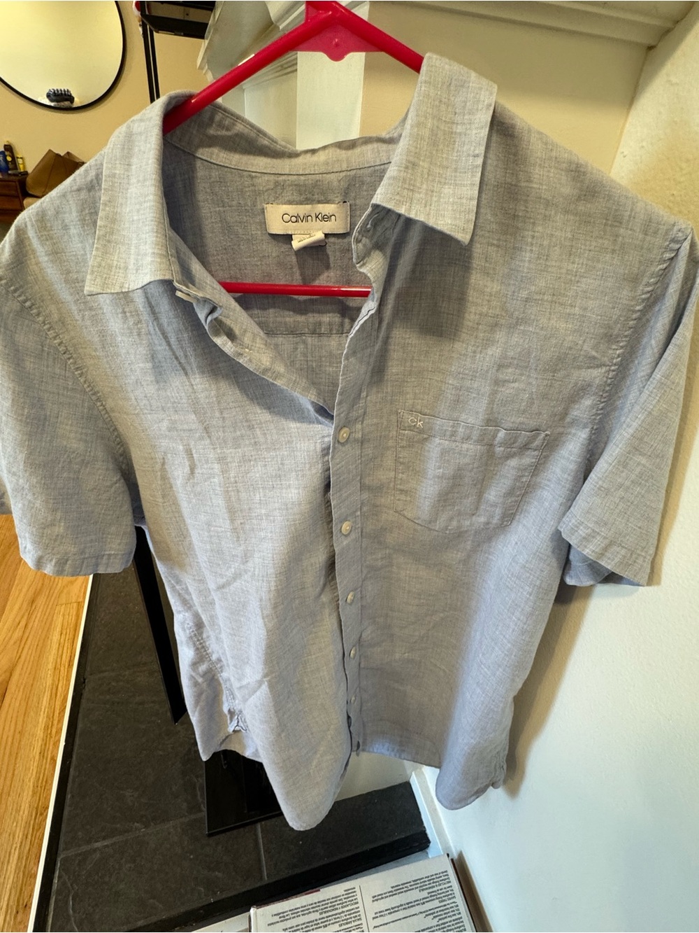 Calvin Klein Men's Light Blue Short-Sleeve Button-Down Shirt Men’s Medium
